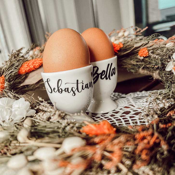 personalisierter Eierbecher Sebastian und Bella