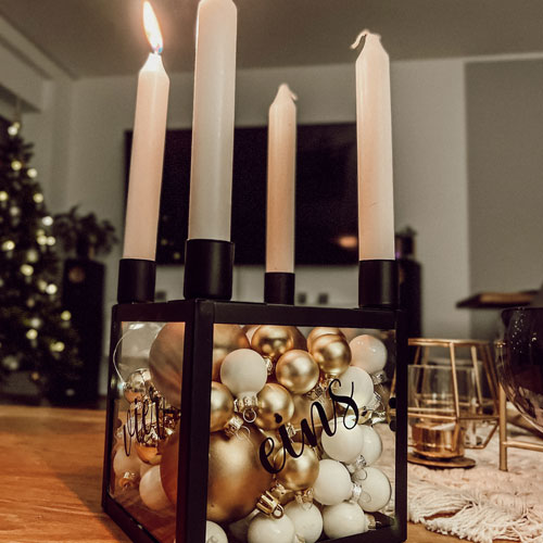 Kerzenständer aus Glas als Adventskranz